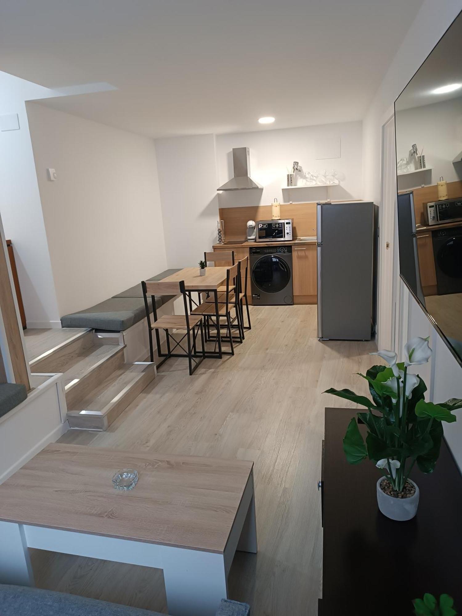 Apartamentos Turisticos Avila Puerta De San Isidro 1-4 Екстериор снимка