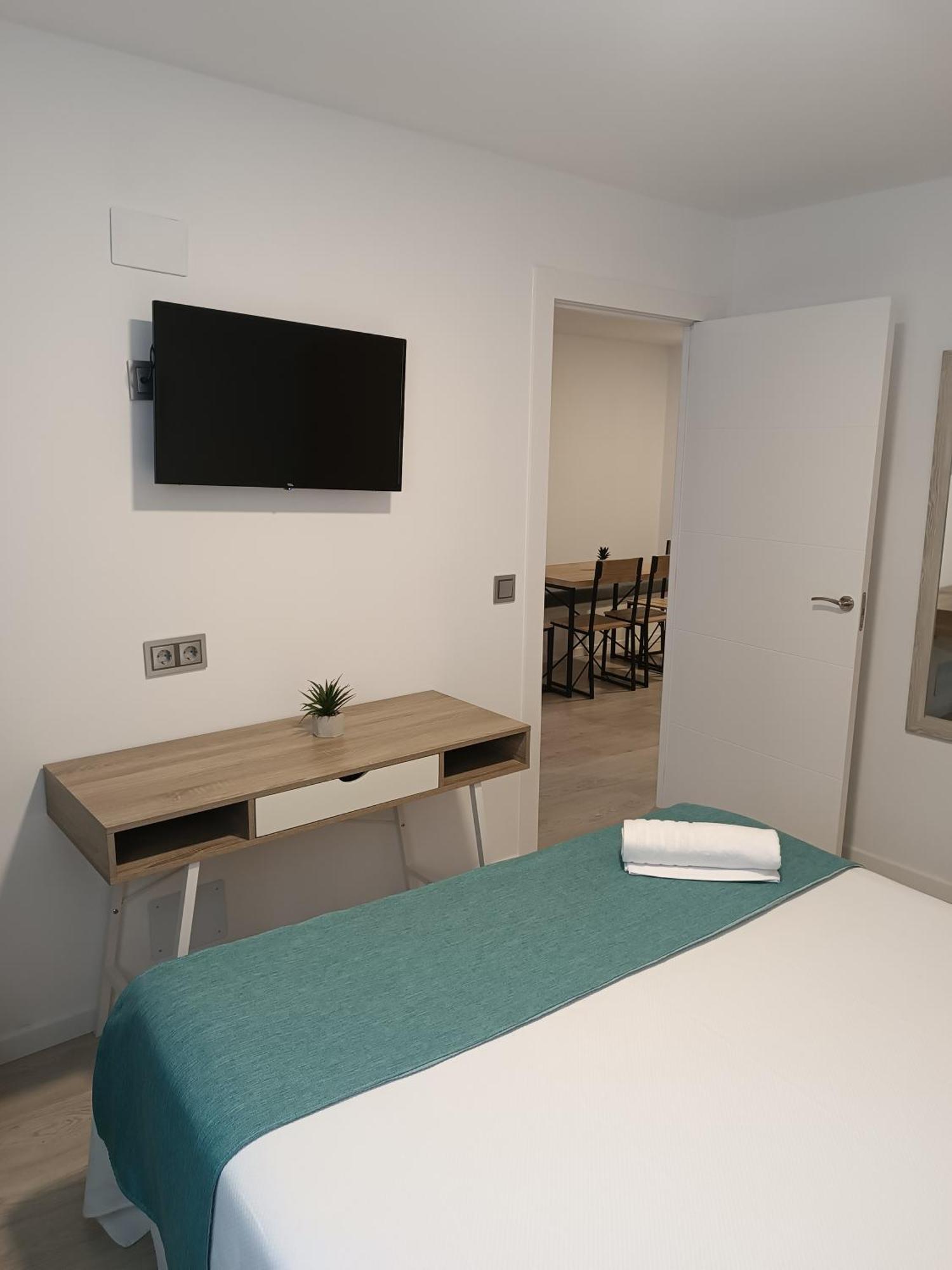 Apartamentos Turisticos Avila Puerta De San Isidro 1-4 Екстериор снимка